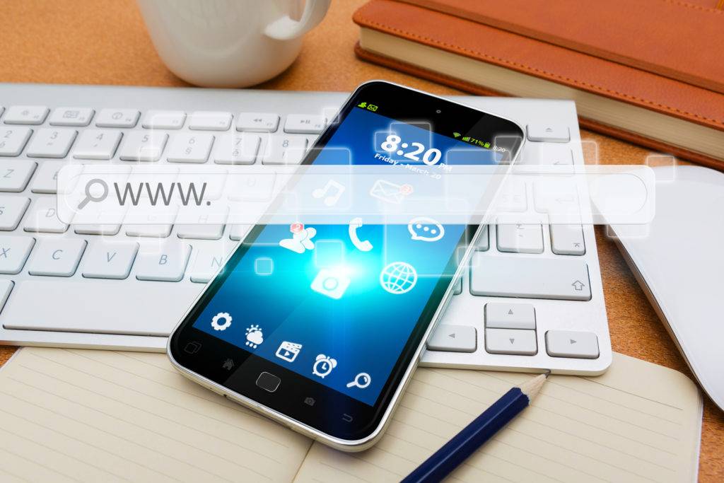 Dane 533 mln użytkowników Facebooka.
