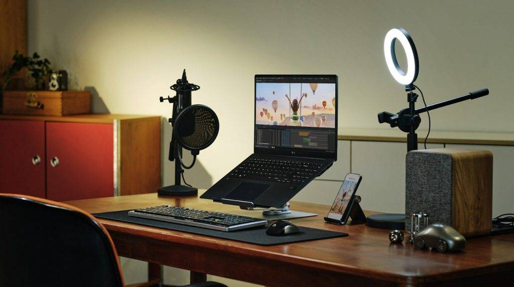 LG gram Pro W 2024